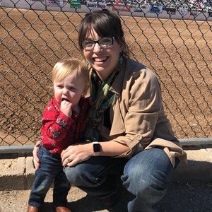 Meet your Posher, Jennifer